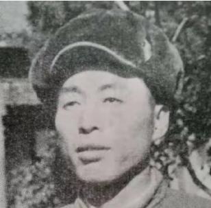 1951年，在一个炮兵阵地上，竟然还有炮弹射出，要知道这个阵地基本全员阵亡了。美