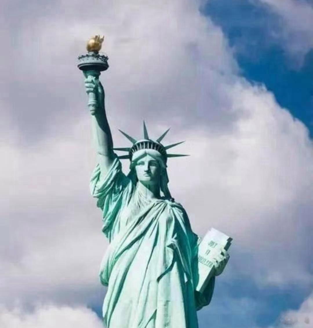 假如美国倒下，世界将会怎样？1、第一个结果：中国统一台湾。2、第二个后果：朝鲜统