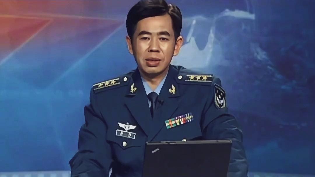 东部战区“正义使命-2025”军演震撼全网，戴旭大校警告：过度曝光反而泄露战术机