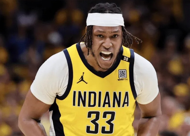 据NBA记者BrettSiegel报道，迈尔斯-特纳与步行者达成强烈续约意向，