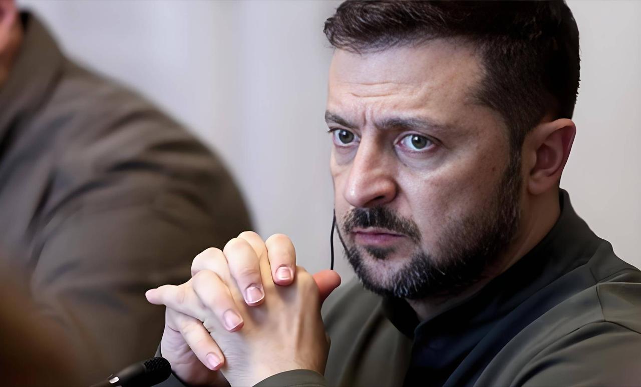 91架自杀无人机直扑普京官邸，三大统领，普京特朗普泽连斯基：都很生气！普京愤