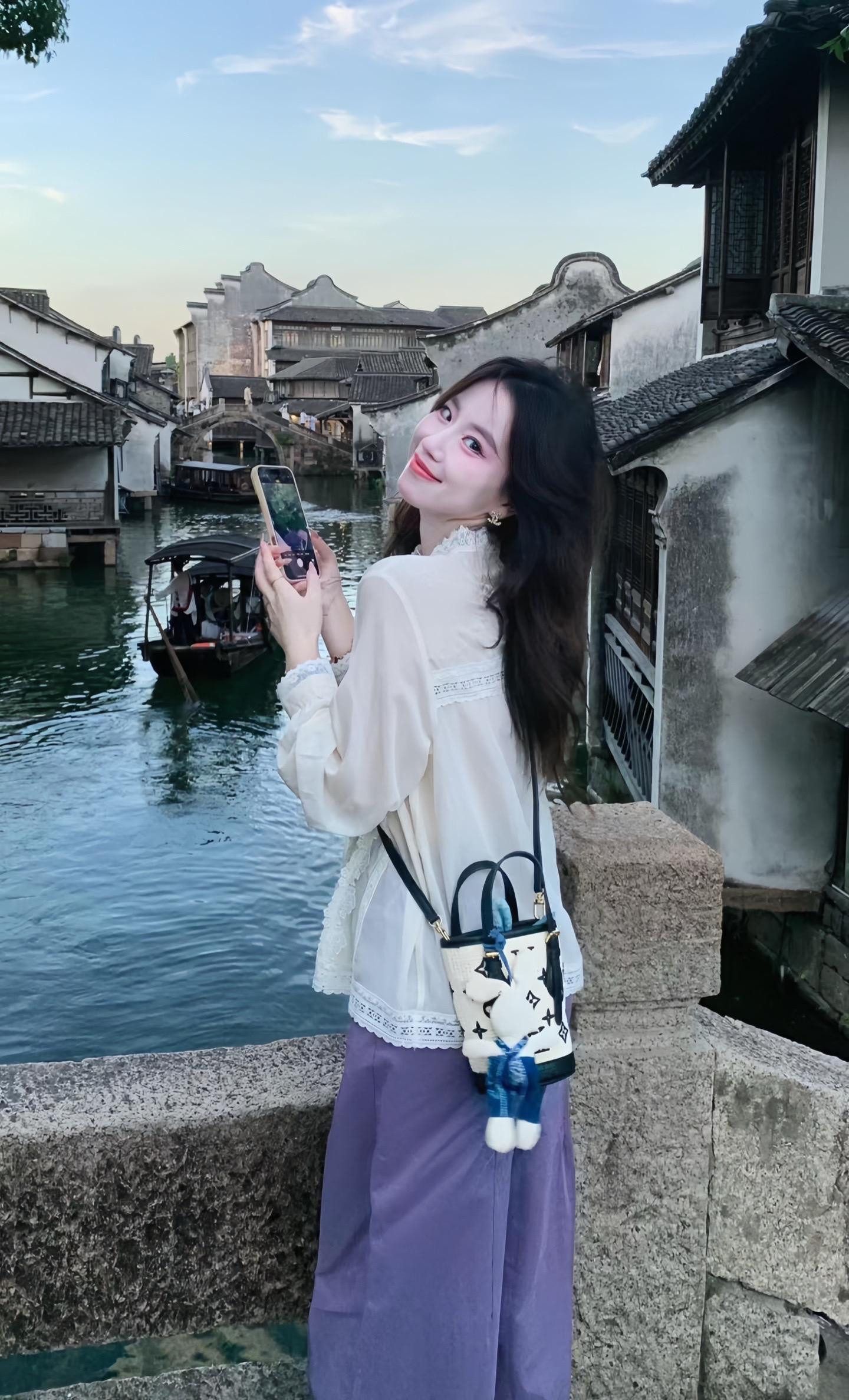 初秋氛围感穿搭 早秋松弛感穿搭 简约穿搭 温柔风穿搭 高级感穿搭