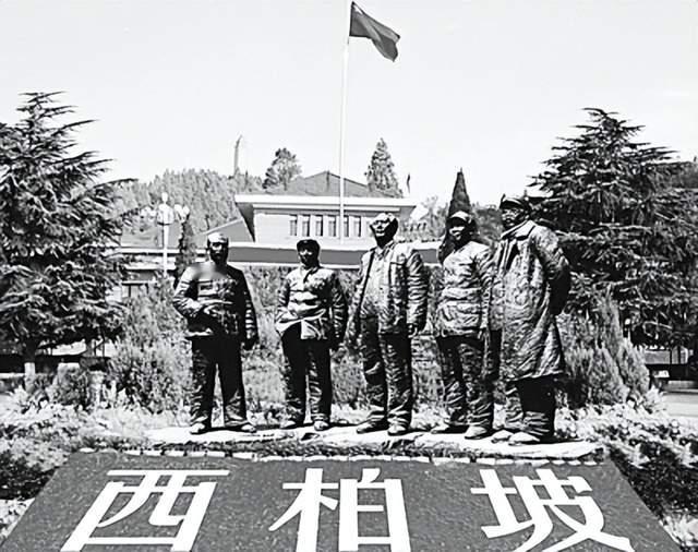 从西柏坡到北平城，毛主席与周总理有一段意味深长的对话从西柏坡出发去北平城的当