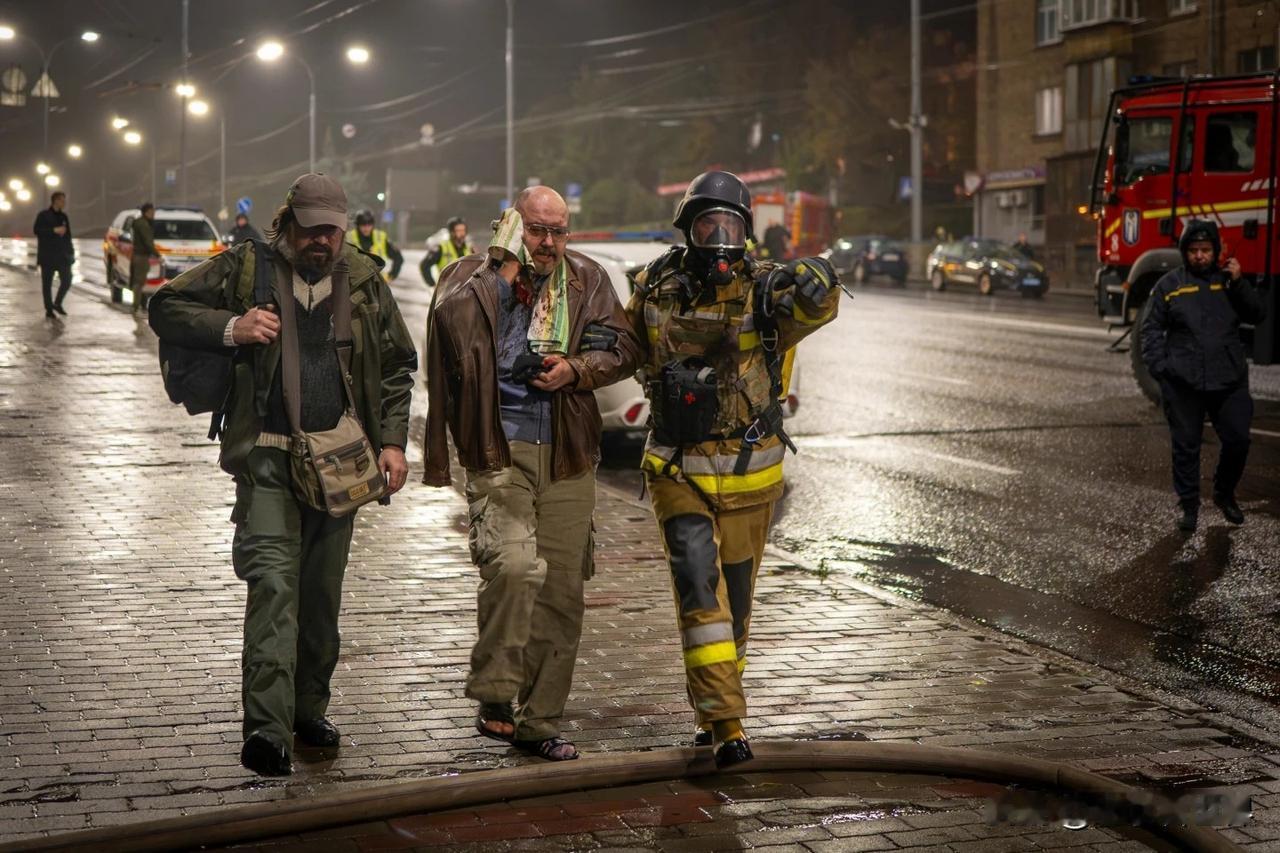 【重点关注：法国外交部发表涉俄强硬声明】巴黎时间2025年11月16日，法国外