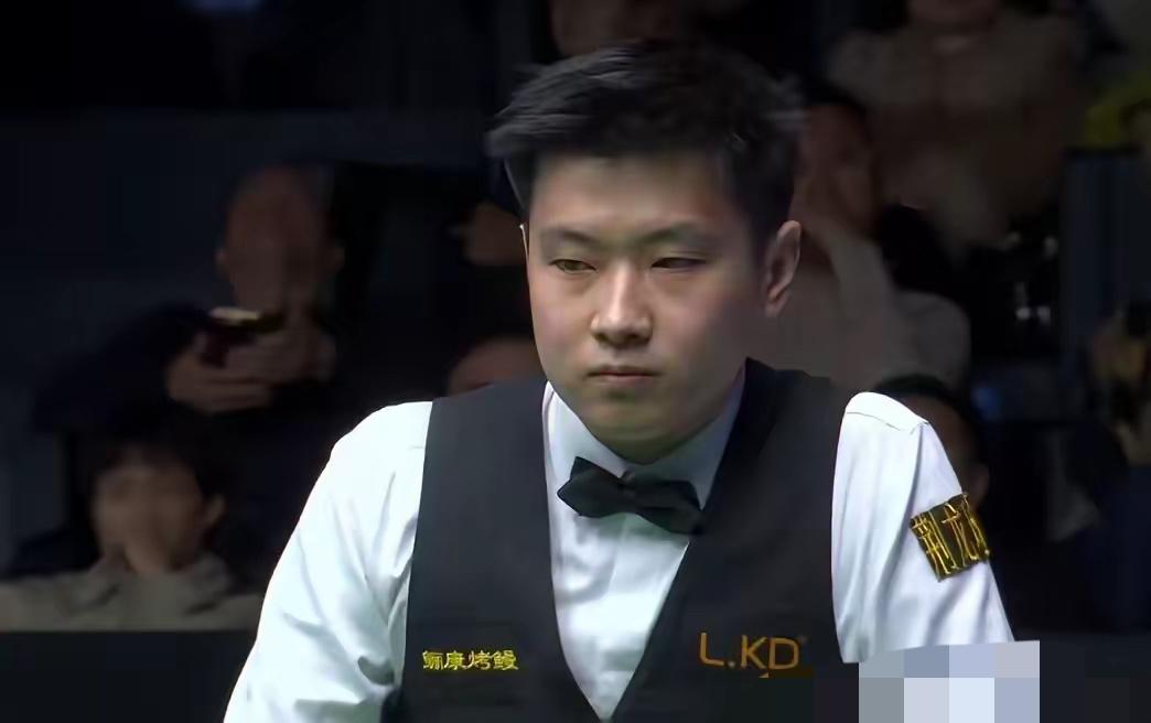 世锦赛八强对阵落定！中国两将一压一喜，命运天差地别世锦赛一夜，四强赛对阵全确