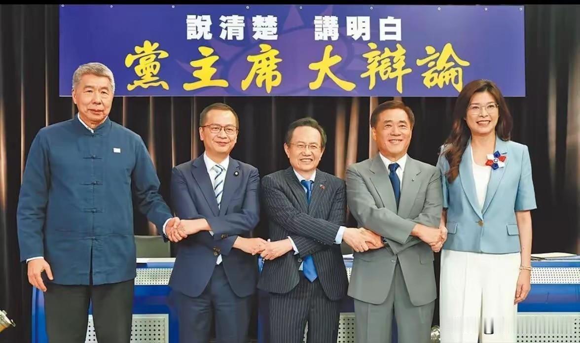 1. 郑丽文积极竞选蓝营党主席：蓝营党主席选举未开，火药味已浓，郑丽文积极竞选，