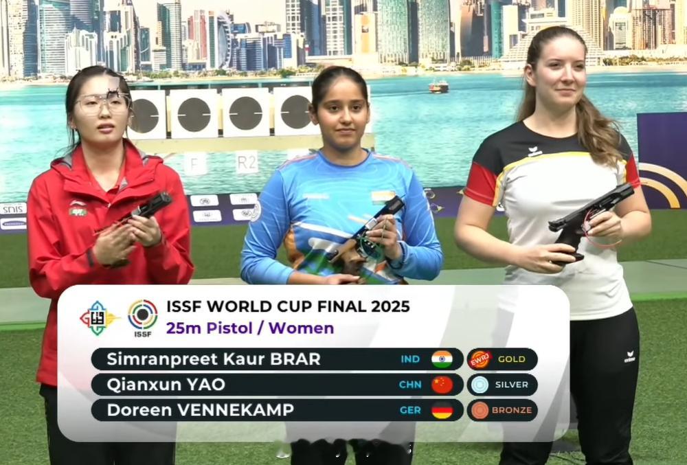 【射击世界杯总决赛女子手枪姚千寻摘银】国际体坛战报速递12月7日多哈，射击世界