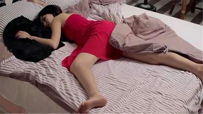 爆笑GIF: 老婆喝醉回家后, 就变了个人, 到底经历了什么?