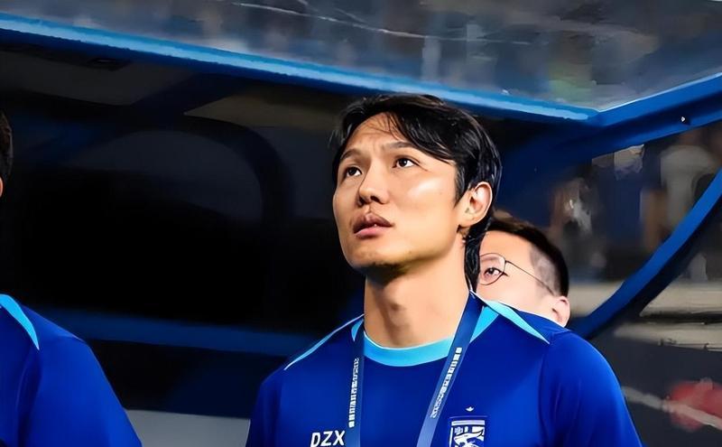 武汉三镇客战青岛海牛确实是一场关键的比赛,对于双方来说,都是一场不能输的比赛,特