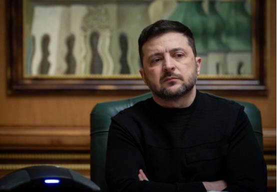 年轻人都打光了？泽连斯基签总统令，让60岁老人上前线 可能有人会问，好好的，