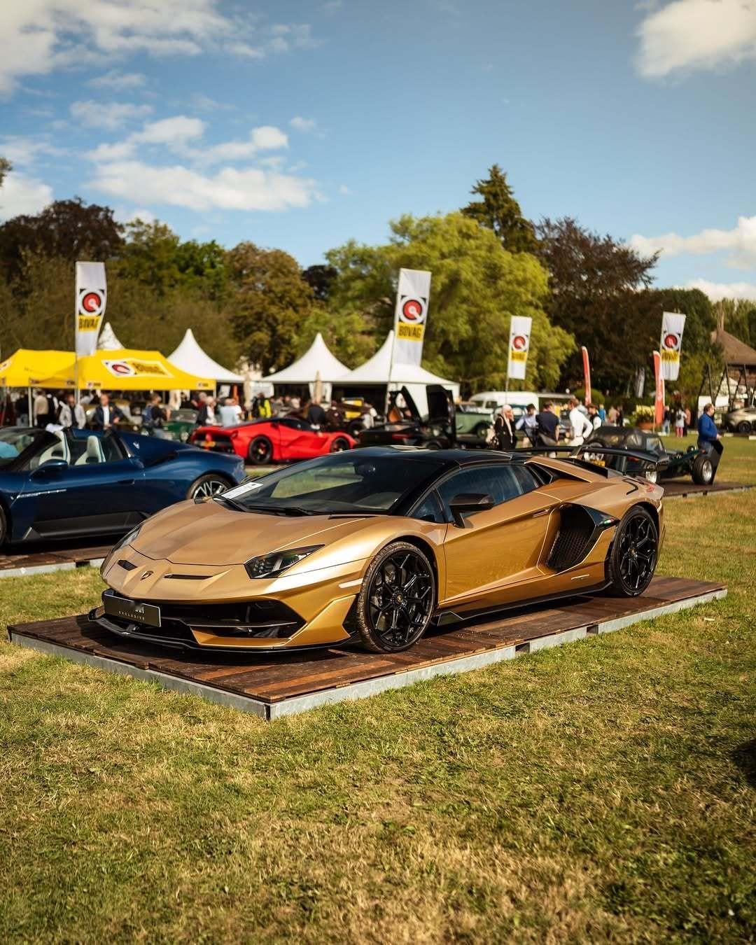 LamborghiniAventadorSVJRoadster​​​