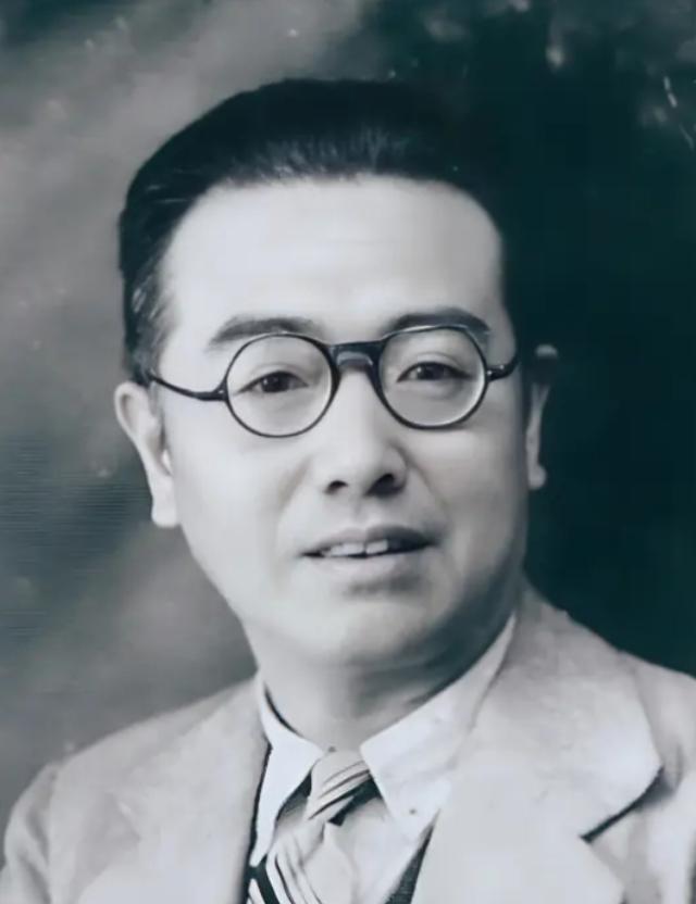 1966年，大庆油田发现者谢家荣吞下一整瓶安眠药，在睡梦中离世，第二天，