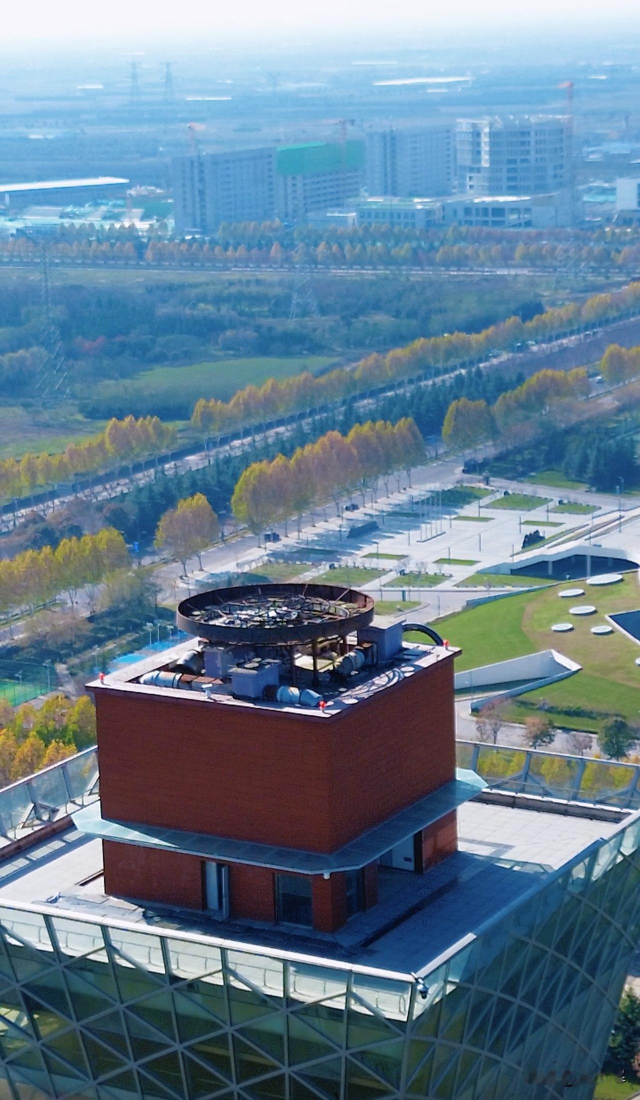 「咸阳经开区·北城之心再造一个新咸阳」这里，不是任何新城的附庸，而是咸