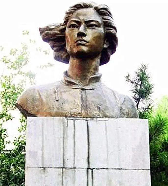 用生命来守护百姓，女烈士刘胡兰被残忍杀害，解放后追查凶手的过程崎岖。年仅15岁的
