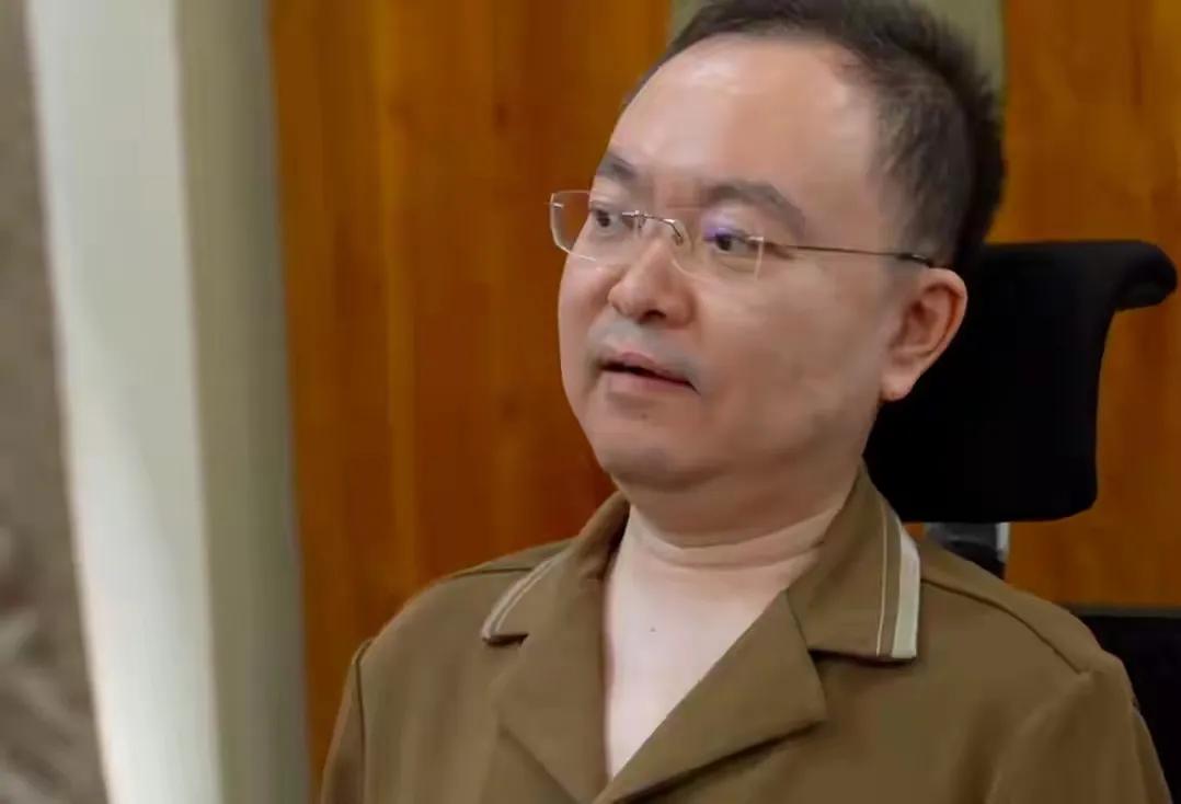 肉身被钉住，精神照样能掀翻命运！渐冻症这病，狠得没边。得了这病，身体会一点