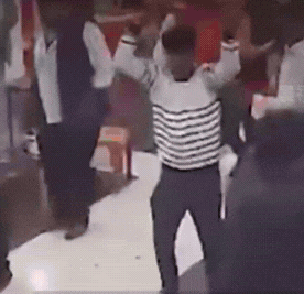 当咱们的男性同胞还在为彩礼犯愁，盼着能早日能攒够“老婆本”时，来看看隔壁的印度。