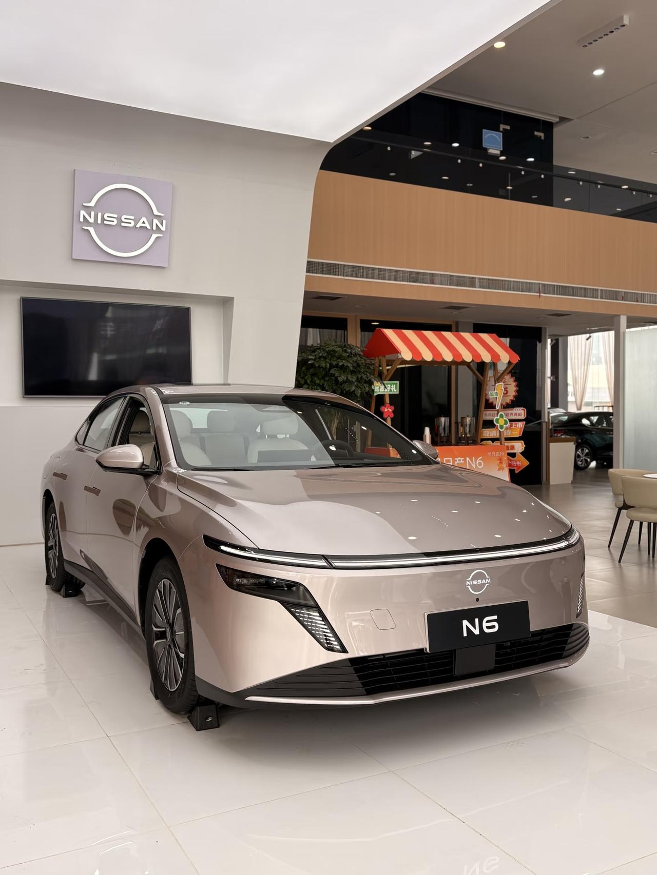 前几天预售价一出来明显是毫无市场平均价格的，但是正式指导价其实也不能说有诚意，真