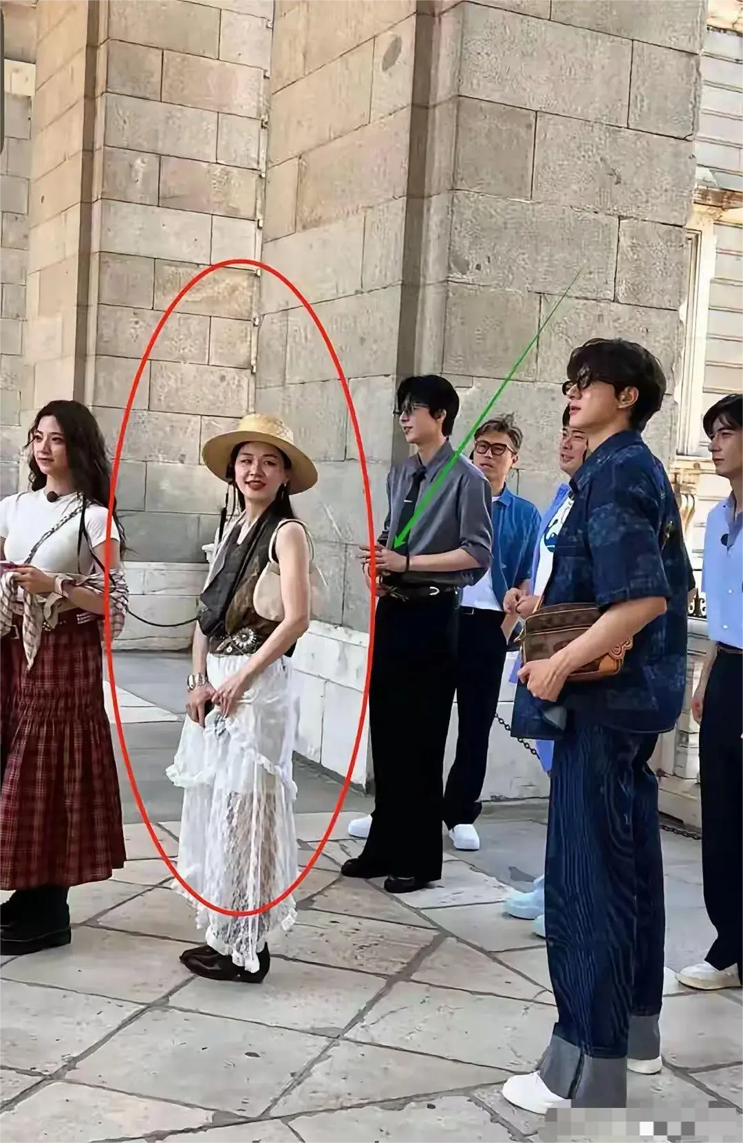 瞬间理解金靖了，为什么会这么好看了