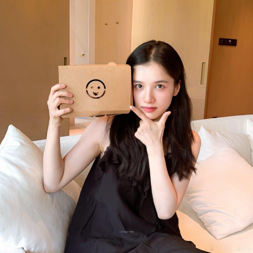 #张婧仪#笑一个吧～大家都要开开心心🥰也期待婧仪的下次更新#张婧仪任冬雪##张婧仪致我那菜市场的白