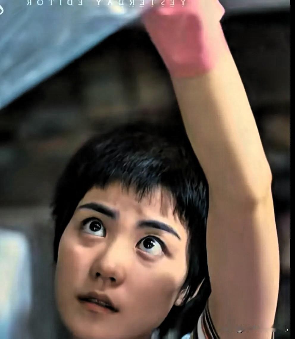 王菲是那种在王家卫的电影拍摄中，一般只拍一遍就走的演员。杜可风说过，王菲比较