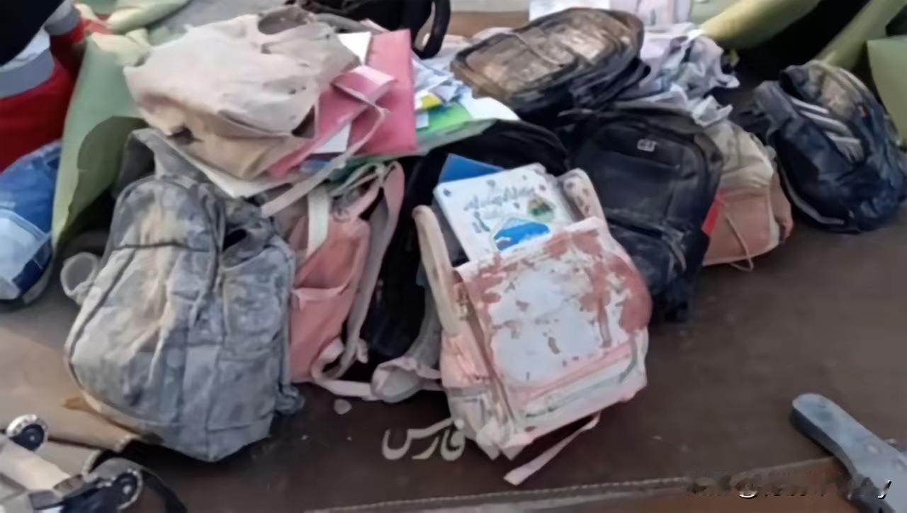 伊朗教育部发言人表示，自本月21日起，全国各级学校将统一转为线上教学。估计是