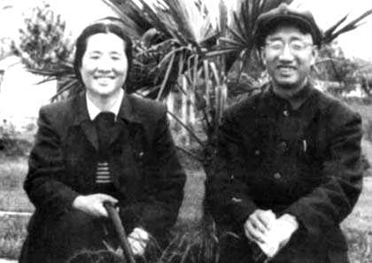 1946年，历经人生磨难的徐向前与黄杰在延安结为革命伴侣。黄杰1928年入党，黄