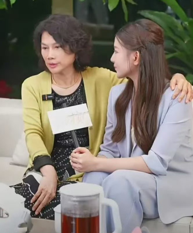 这算又是开怼吗？董明珠直播回应开除孟羽童董明珠说：“年轻人在成长过程肯定会有认