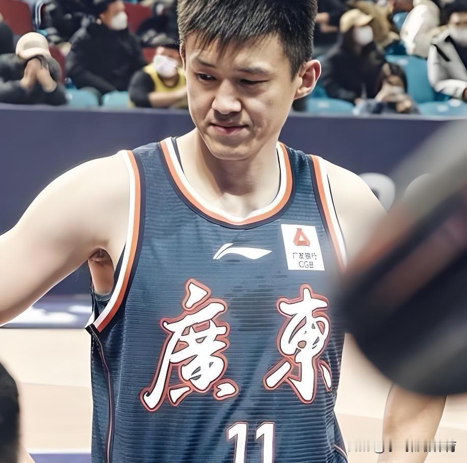 两全其美，广东队这个方案真的是无可挑剔，如果能够完成签约，朱芳雨真的太厉害了。