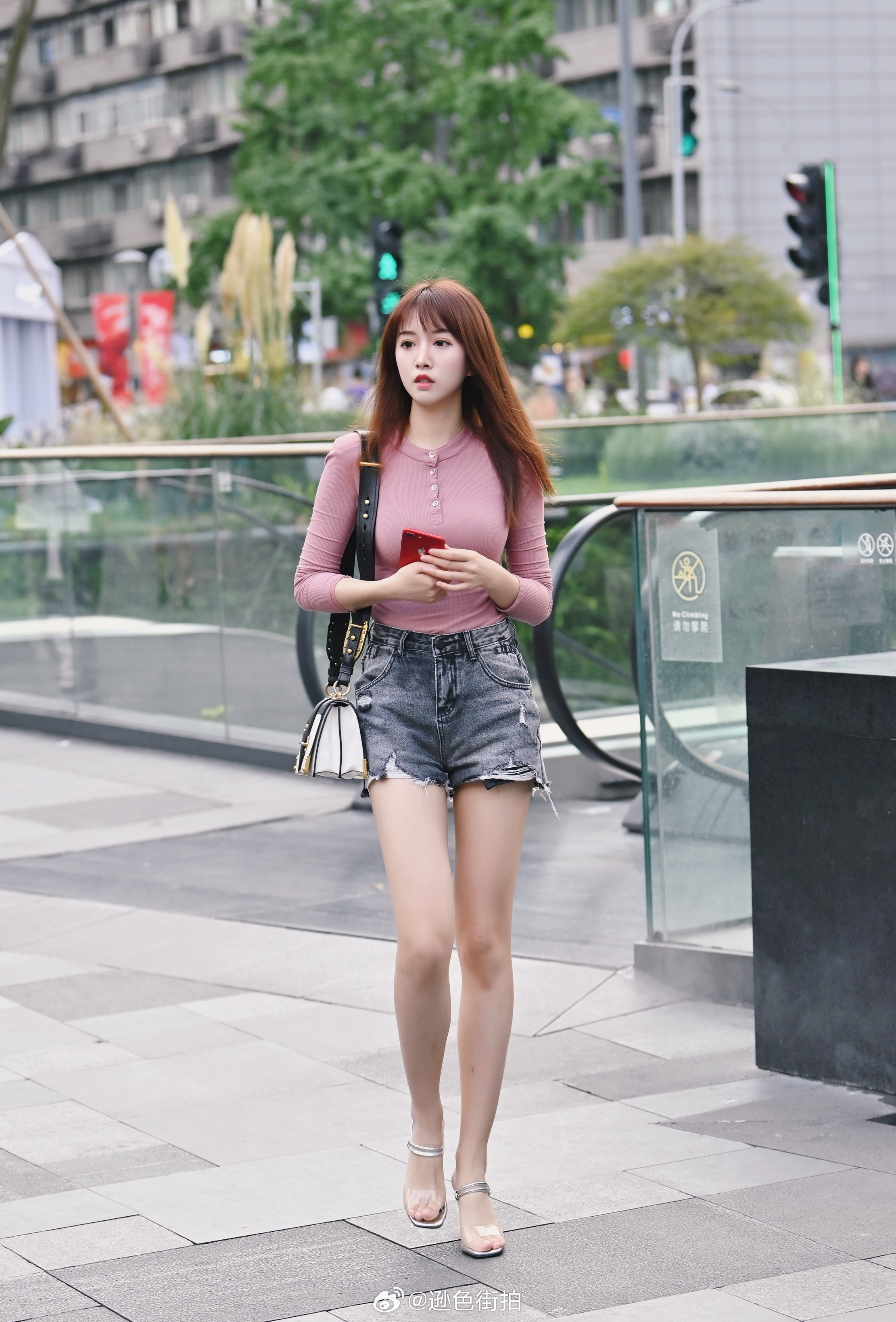 【成都街拍】周一，宝贝们早安！丨摄影拍照每日穿搭