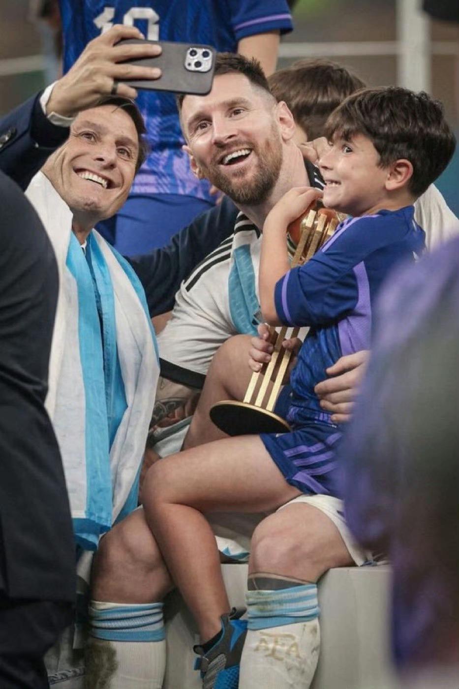 谁信？梅西看似厉害，但基本都是靠外力的影响……同样C罗如果没有门德斯，顶多就是个