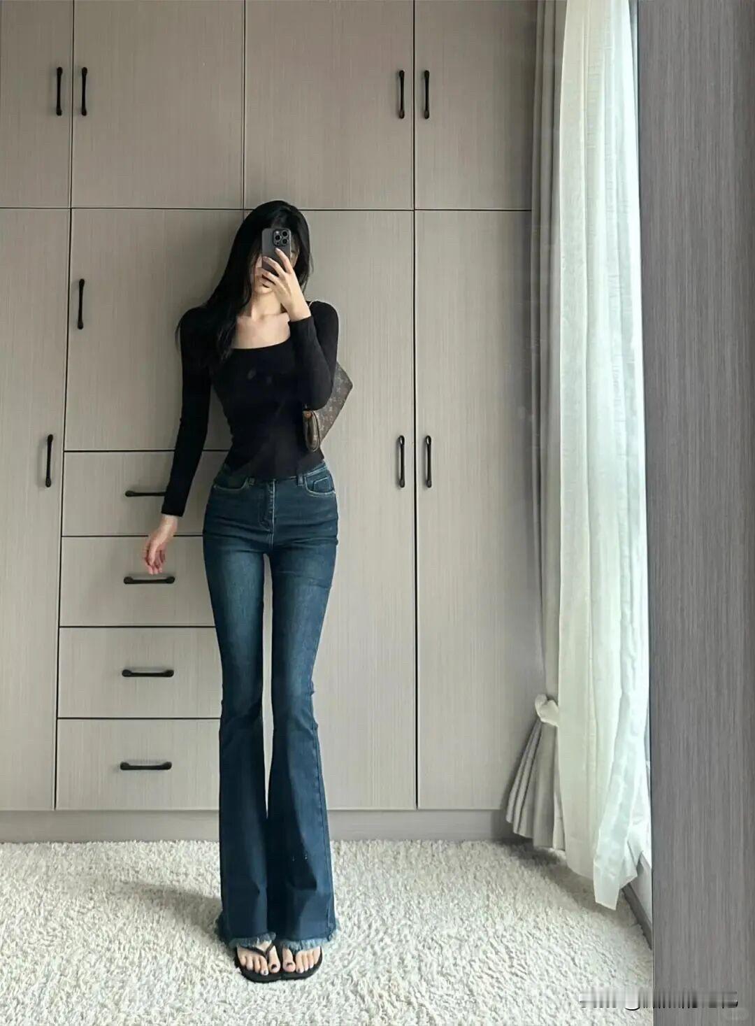 今日穿搭已就位，相亲对象看见我直接心动爆表？[比心][比心][比心]今天如何穿