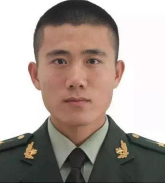 “国家白白培养了他5年！”2018年，武警济南支队入职了一个月的大学生，还立下了