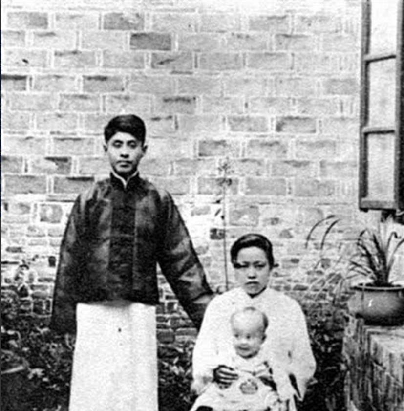 1957年，杨武之去探监。两人一见面，他对着杜聿明脱口而出：“亲家！今日算我求你
