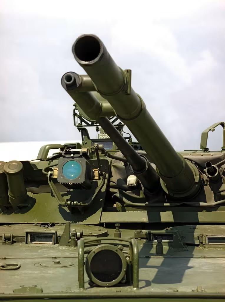 7.62毫米PKTM机枪，BMP-3竟然装备六挺！ 2K23武器系统中还集成