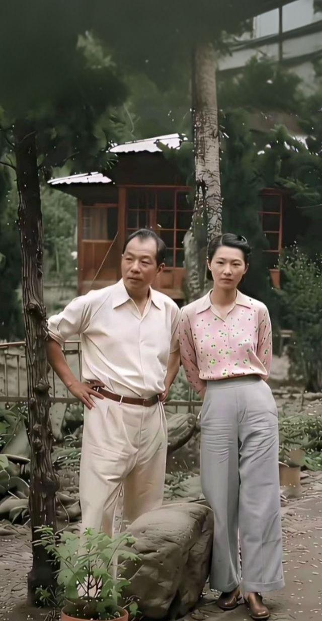 张学良赵一荻1956年台北照