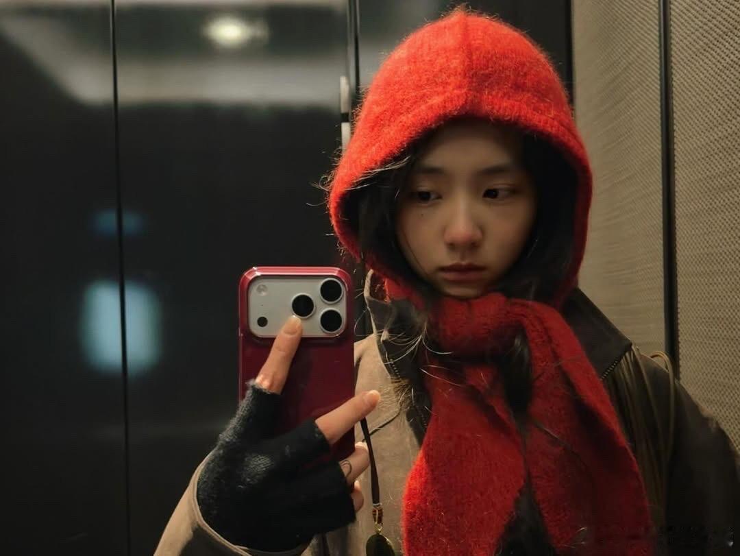 完全文艺片女主！文艺气质➕流量花体质😋多多人儿20岁了可以出道了🫰🏻姐姐想