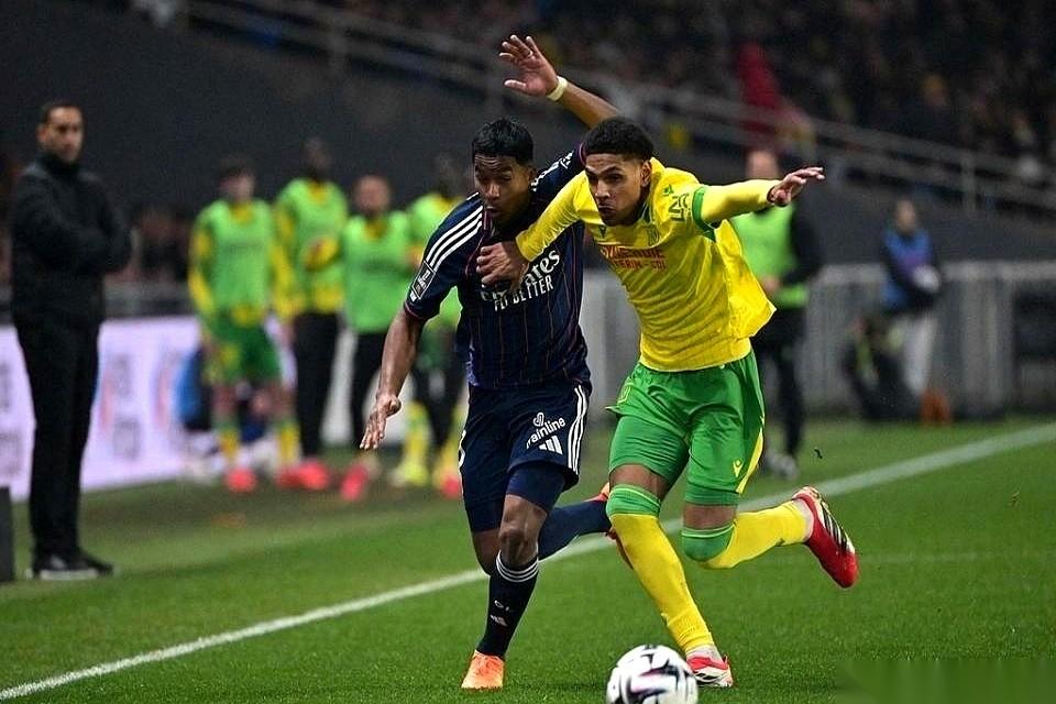 皇马那个19岁的天才恩德里克，上一秒还被捧上神坛，下一秒，一脚就把人废了。就在