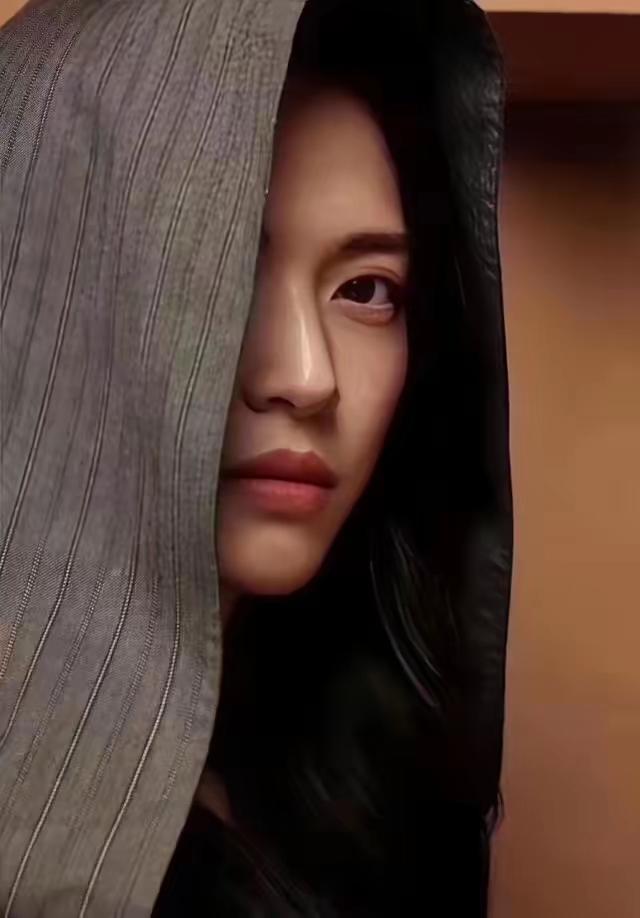 一段非常有道理的话：“你去看一个女人，如果她做什么都很利索，做什么都很快，走路特