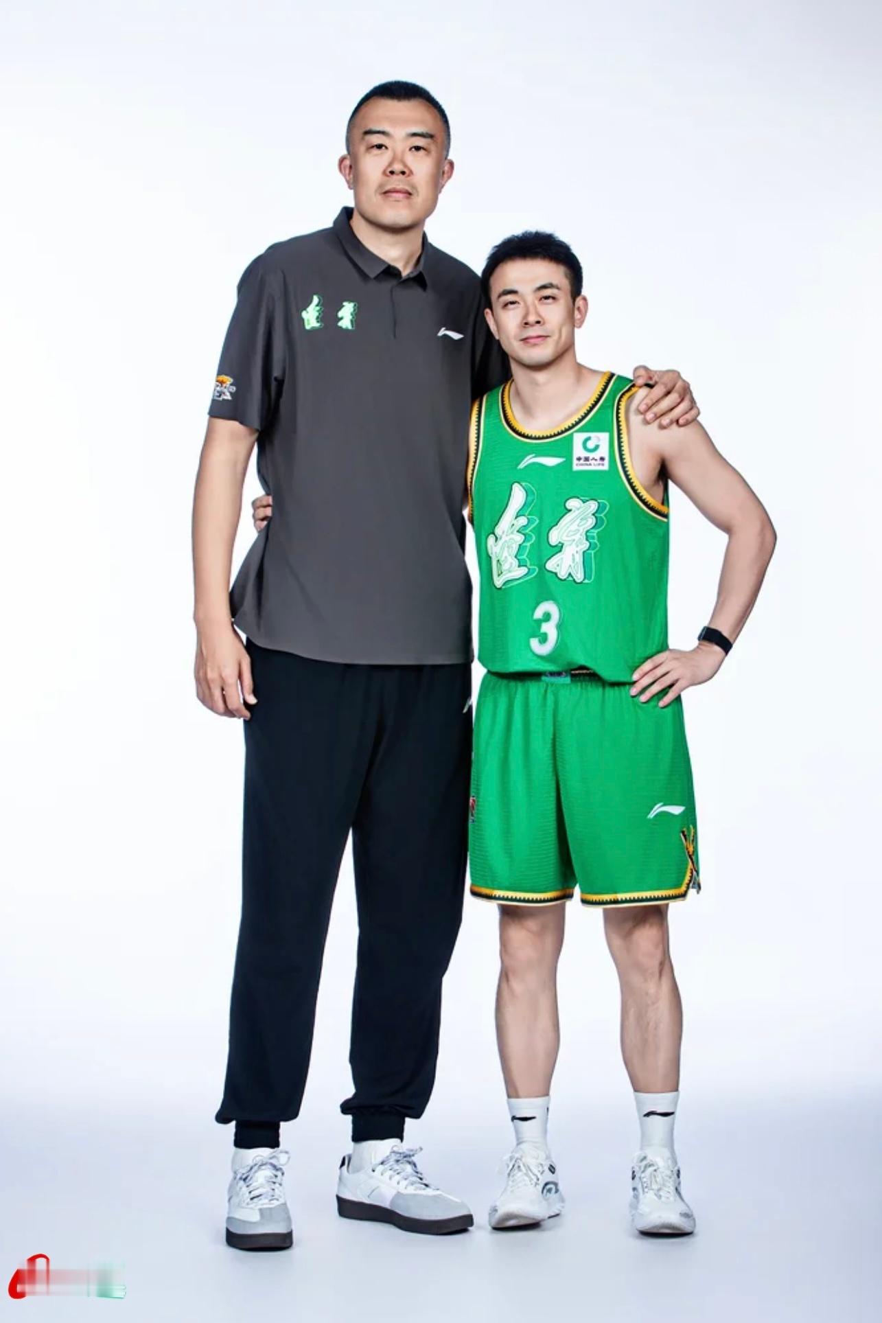 26‑27赛季，辽宁男篮迎来队史第32个CBA赛季。球队涌入不少新鲜血液，一众新