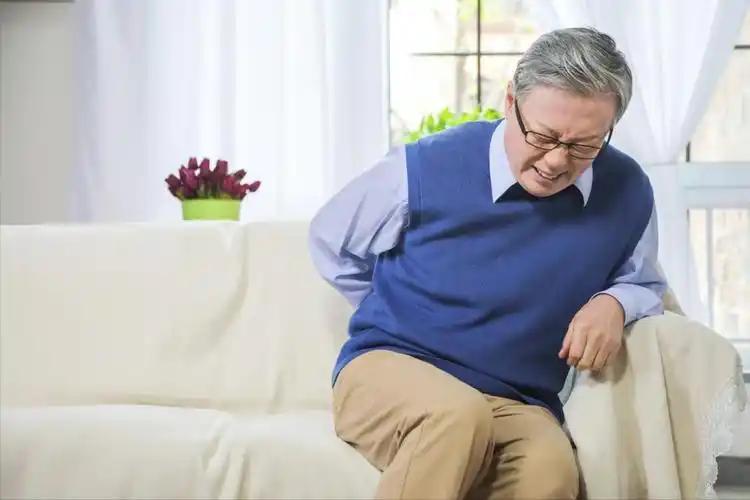 不管你信不信，乙肝患者过50岁后，基本都有这5现状，要学会接受乙肝患者过了5