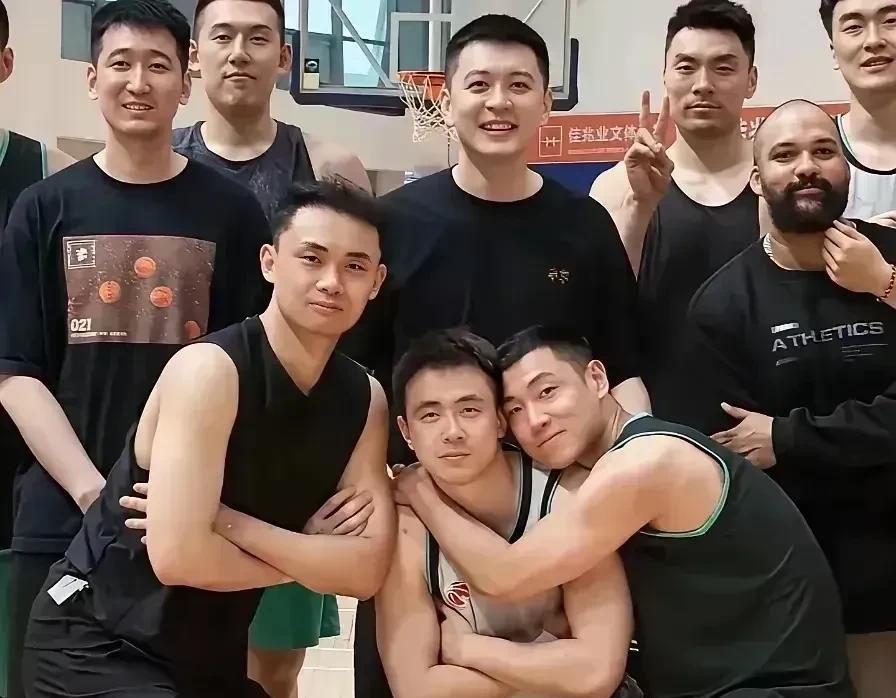 山东高速2000万不要了，只要求用高诗岩换回王岚嵚，大家说怎么样？全运会男篮预赛