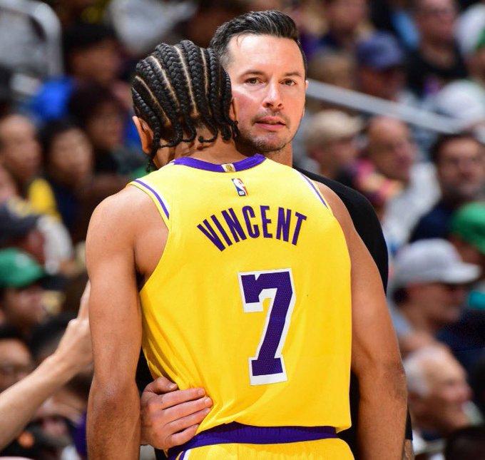 雷迪克赛后谈到文森特的离开湖人队。雷迪克说：“文森特的队友都很喜欢他，教练们也很