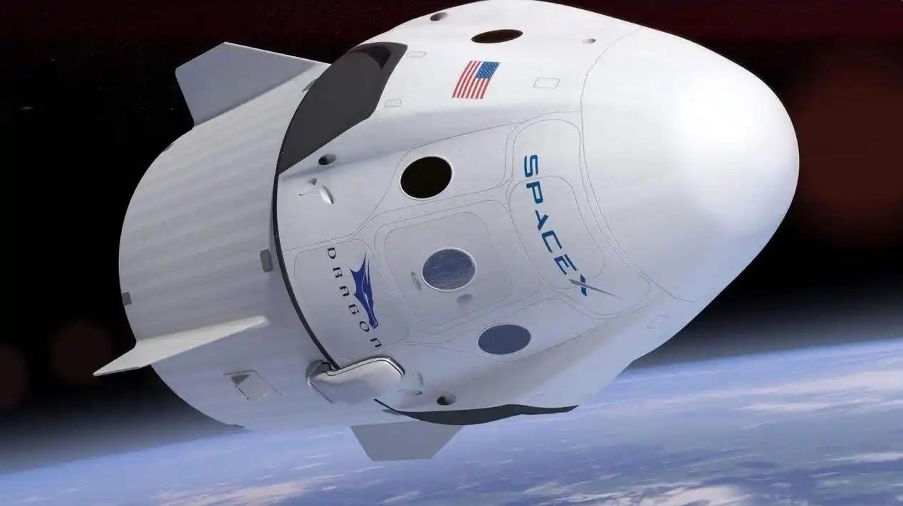 SpaceX也来抢专利？长征十号甲的回收成了，碰瓷的马上就到。果不其然，第一