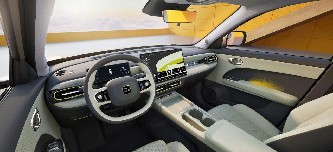 奇瑞QQ3、这内饰外观还真不错，有点爆款吉利星愿的意思了，而且内饰上我感觉比吉