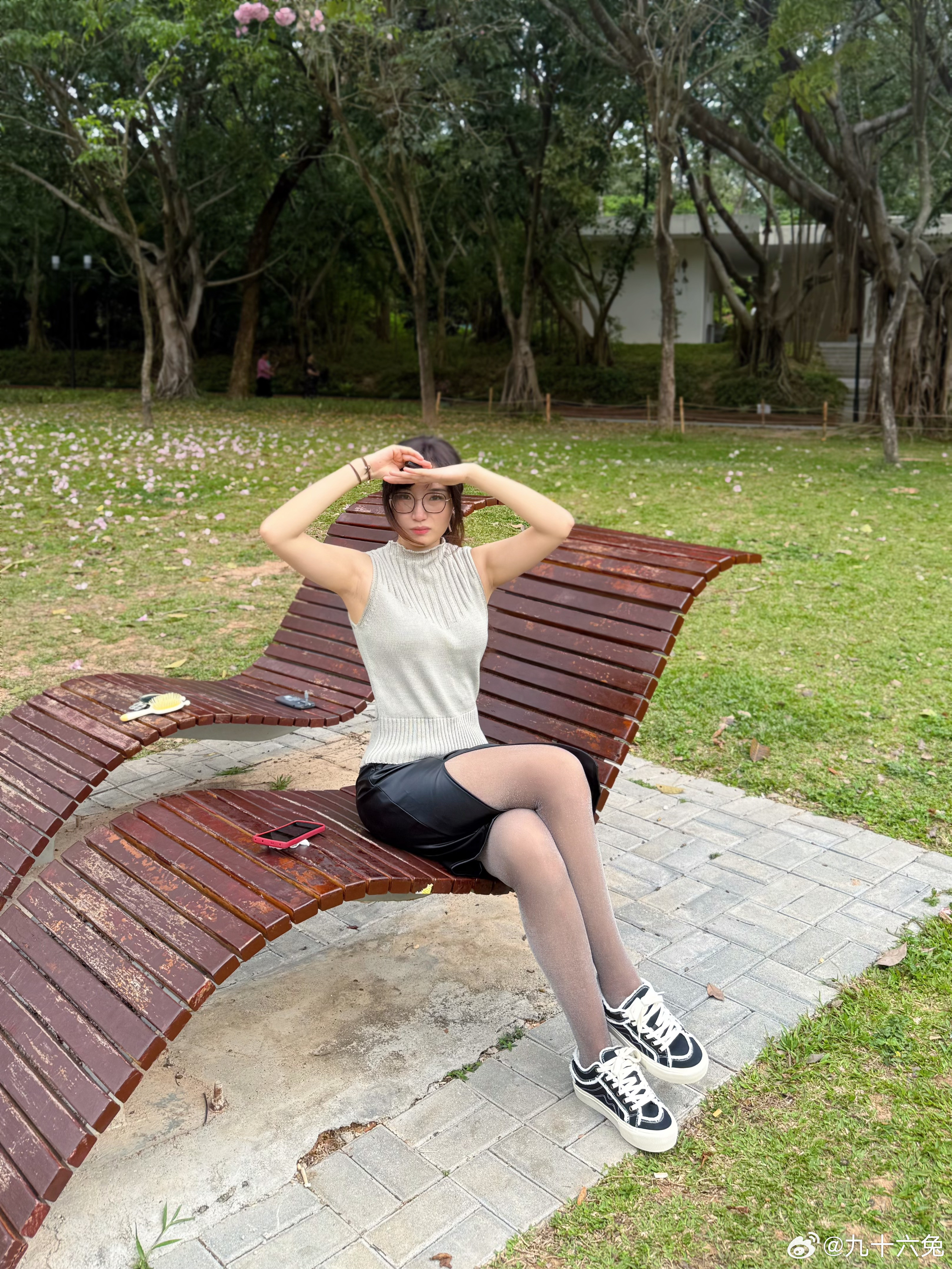 最不喜欢的一套最后拍的难拍而且当时喝了三杯咖啡☕️，手非常非常抖