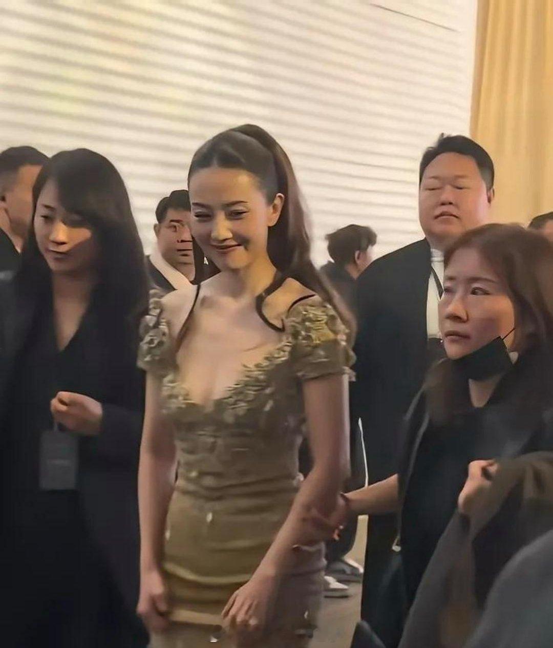 看到高圆圆突然我就释怀了