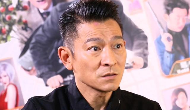 当年，刘德华告四川一家“刘德华板鸭店”侵权，没想到，老板直接怒斥：“又不是你一个