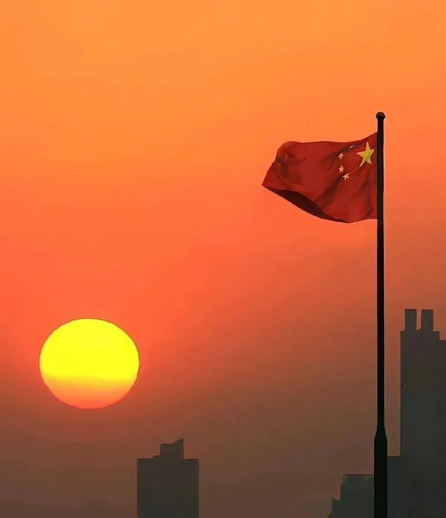 最近网上流传一句话，挺糙的，但说得很实在：要是中国这边真出大事，那些想趁乱捞好处