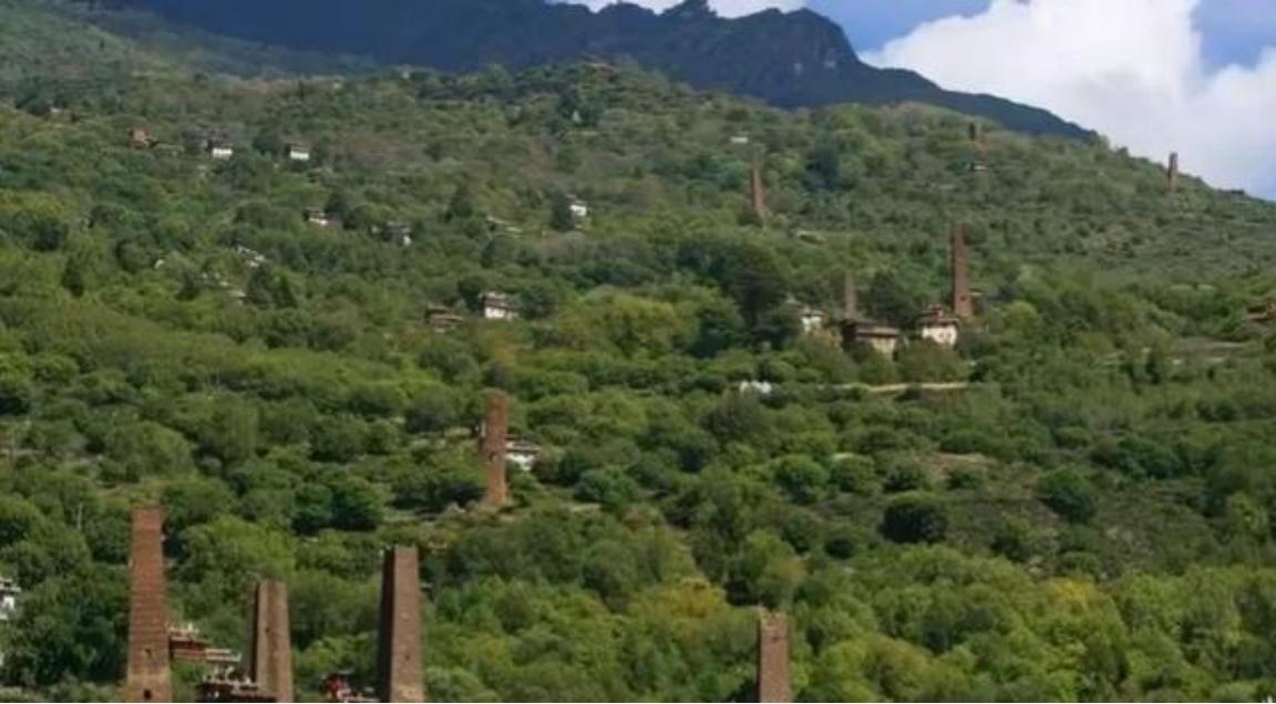 古代大炮那么垃圾，为什么还能横扫战场？大小金川位于四川西北部，山高谷深，地势