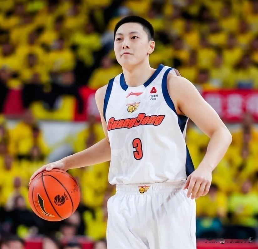 CBA常规赛第17轮得分前10的本土球员一览：01、广东的胡明轩，26分4板